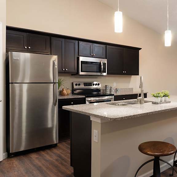 copley ohio apartment rentals redwood copley willowood open kitchen island