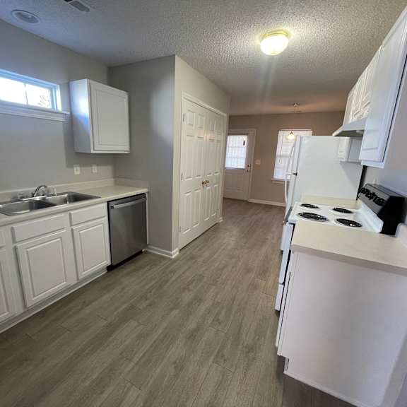 1027 coggins court 01/2025