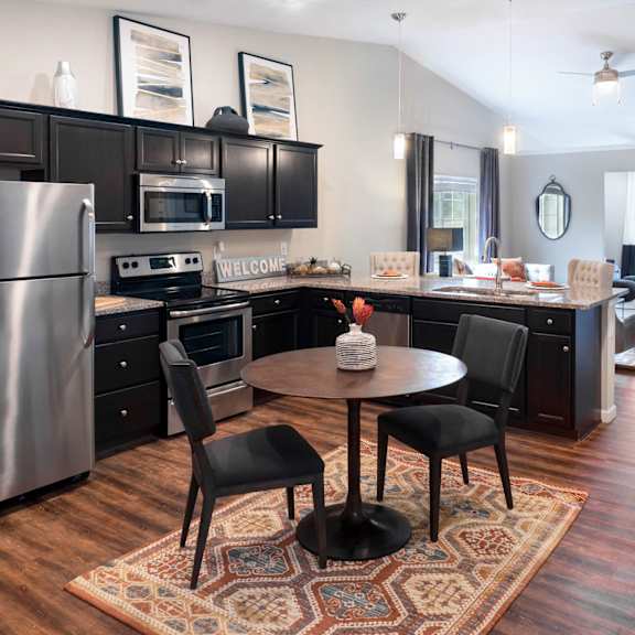 north canton  ohio apartment rentals redwood north canton  large kitchens and pantry meadowood