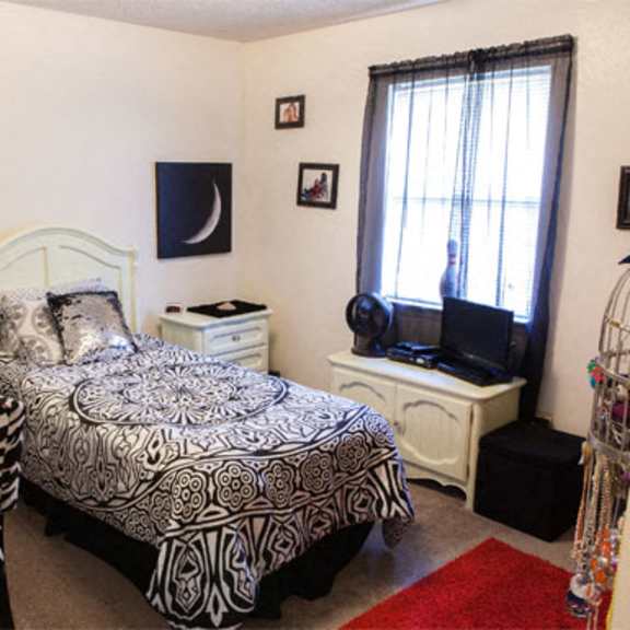 country club village i interior 3