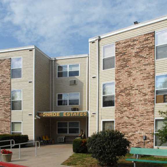 monroe estates exterior 3