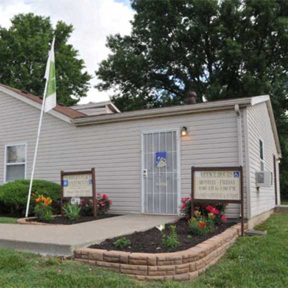 woodlen place exterior 3