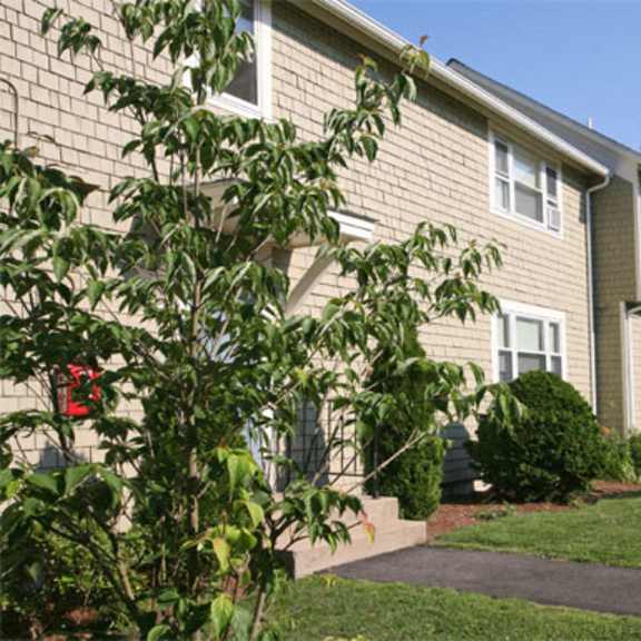 water's edge exterior 4