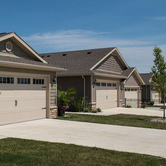 medina oh apartment rentals redwood blackberry trails garage front