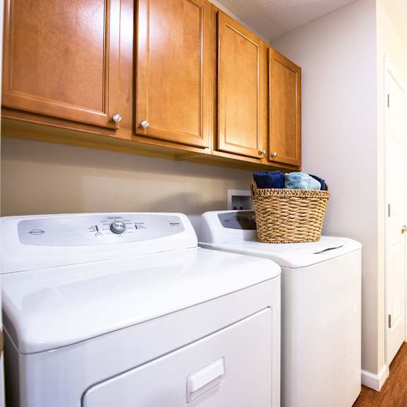 medina oh apartment rentals redwood blackberry trails of montville wadsworth rd upgraded bath 2
