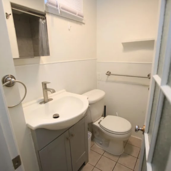 507-2 bathroom