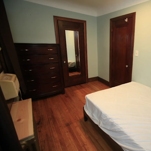 511-1 bedroom 2