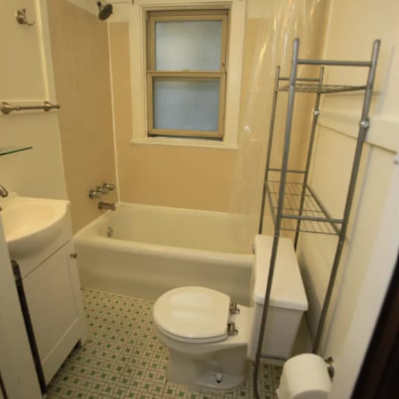 511-4 bathroom
