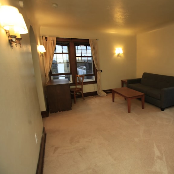 511-4 living space