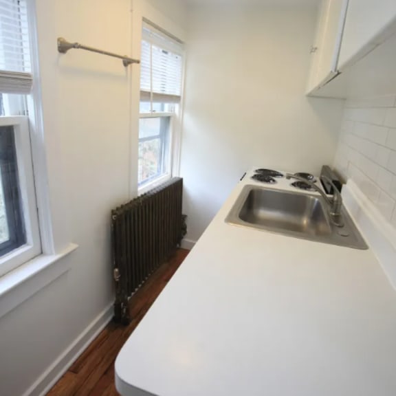 602-10 kitchen
