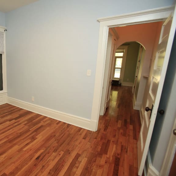 602-4 bedroom and hallway