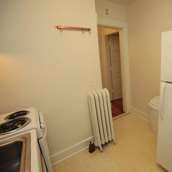 602-7 kitchen