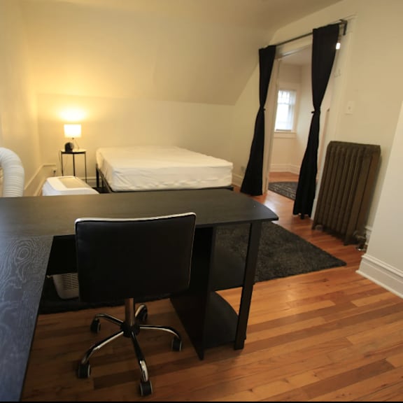 602-9 bedroom
