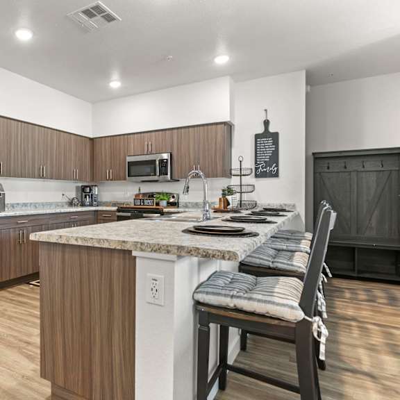 kitchen / dining area