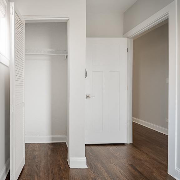 closet space 2755-3