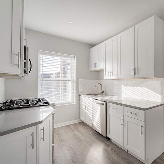 updated kitchen 2755-3