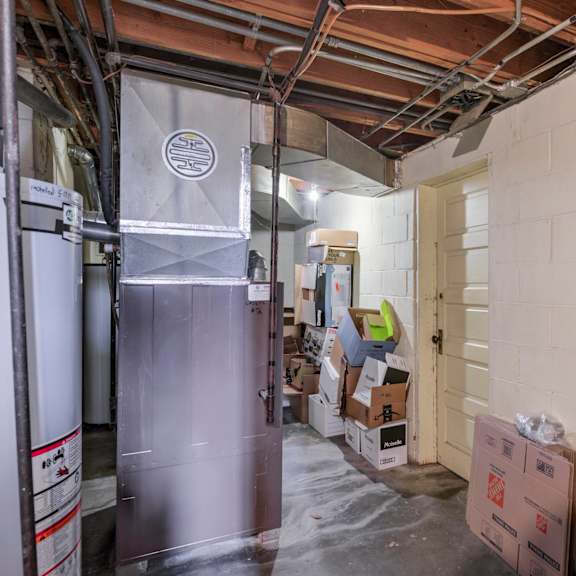 a room with a lot of boxes on the floor.