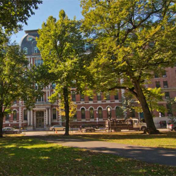 franklin square exterior 3