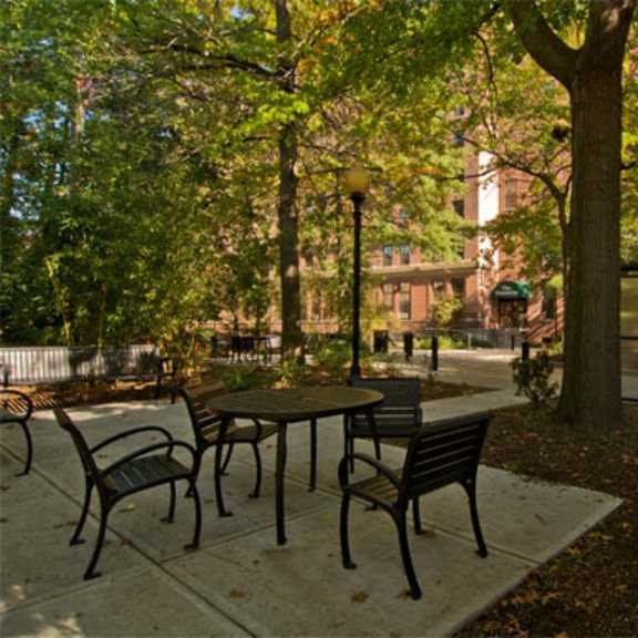franklin square exterior 4