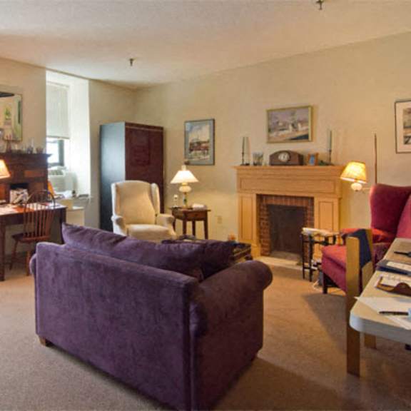 franklin square interior 1