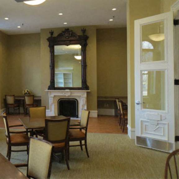 franklin square interior 7