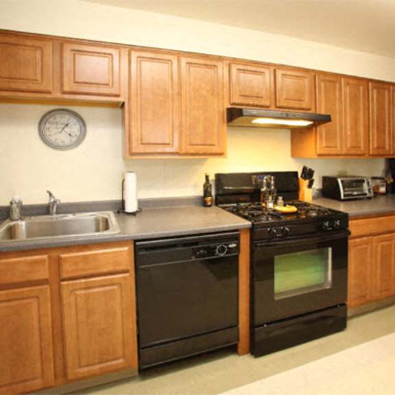 cromwell court interior 5