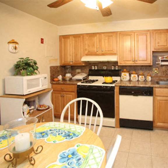 cromwell court interior 6