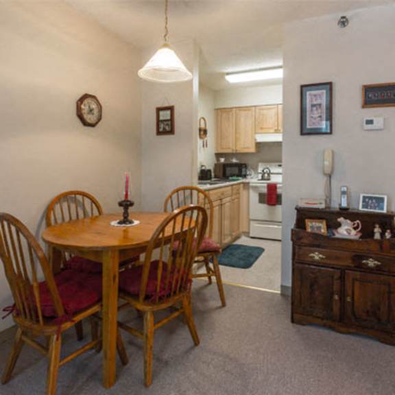 machado house at peter's grove interior 9