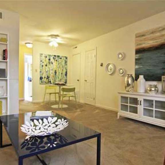 spacious living room at the courtyards of chanticleer apartments in virginia beach va