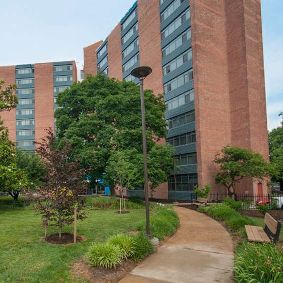 linden park senior apartments outside
