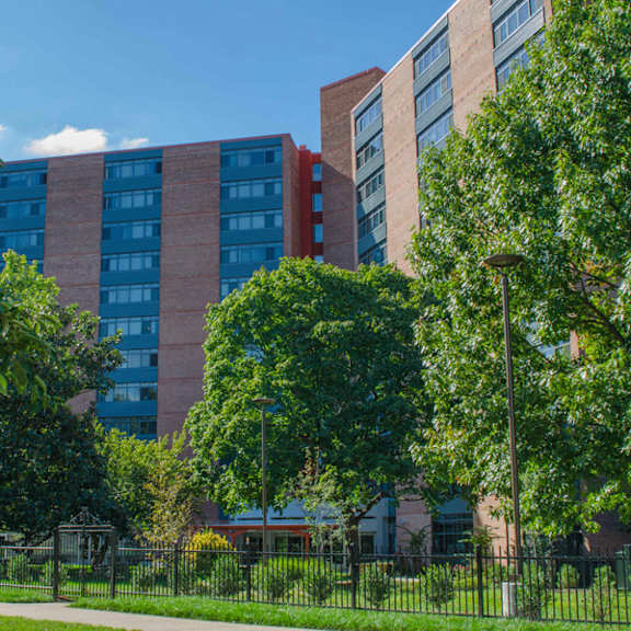 linden park apartments in bolton hill