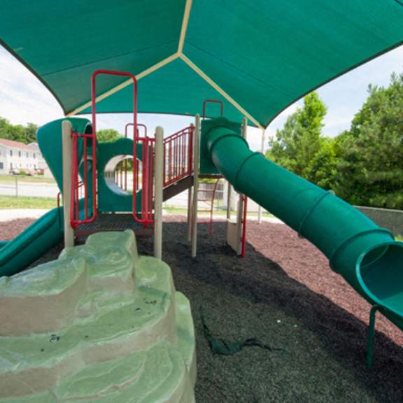hunting creek playground
