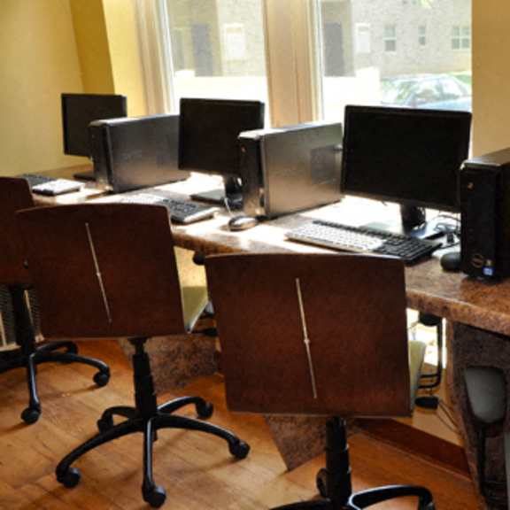 pikeswood park computer lab