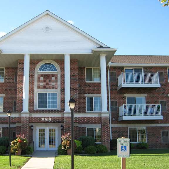 beautiful brick construction at the highlands at mahler park apartments 55+, neenah, wi,54956