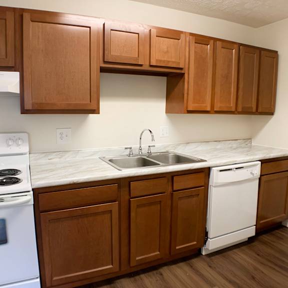 modern kitchen at crown station apartments, ohio
