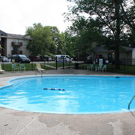 oakwood swimming pool at oakwood apartments, florence