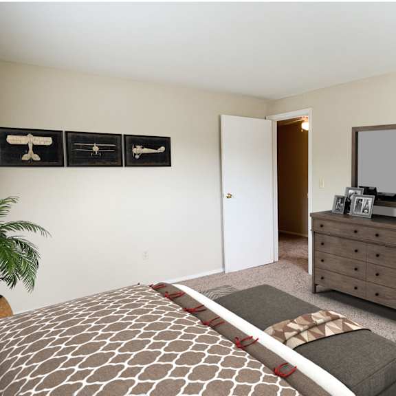 bedroom with tv at barkley ridge apartments, southgate, kentucky