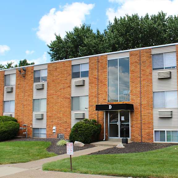 green outdoor space  at barkley ridge apartments, kentucky