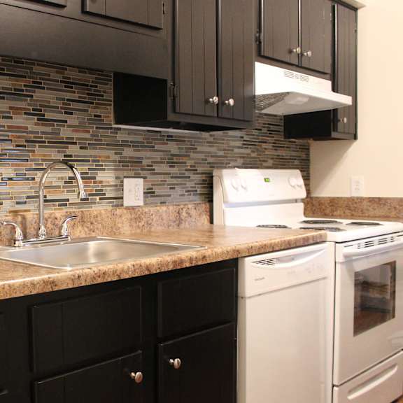 kitchen appliances  at concord woods apartments, ohio