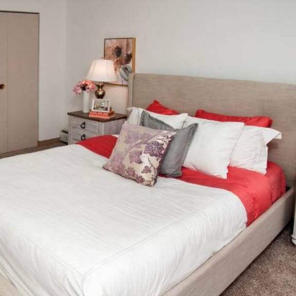 8920 wentworth apartments master bedroom with double door closets