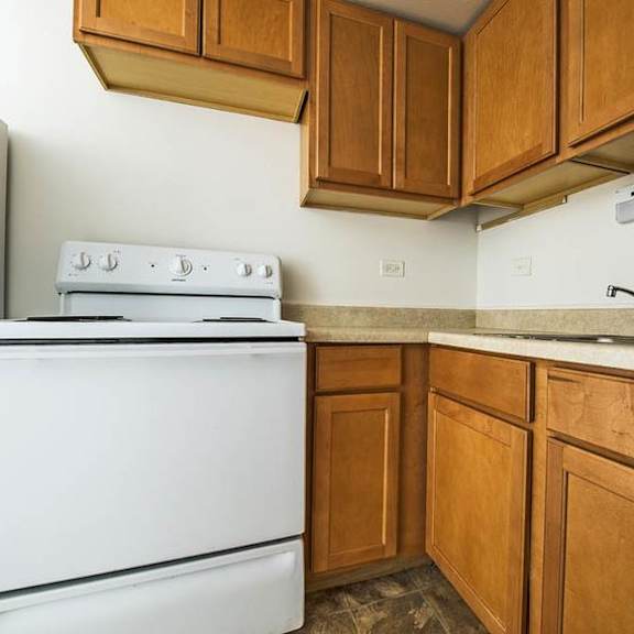 13905 s clark st apartments chicago kitchen