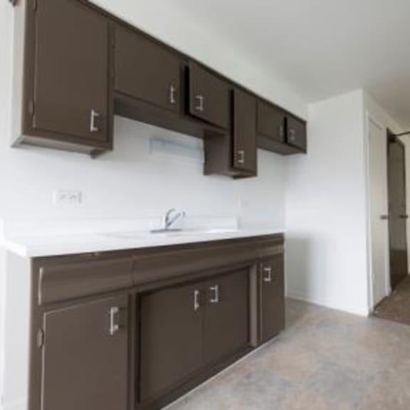 1573 state st apartments chicago kitchen