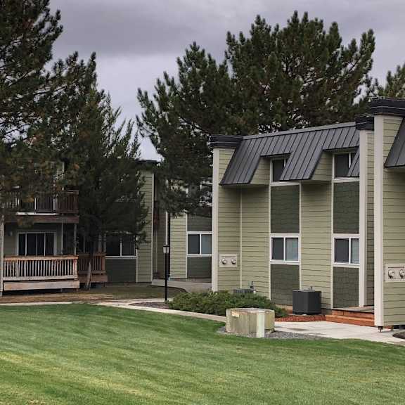 apartments with lawn