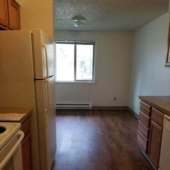 2 bedroom kitchen