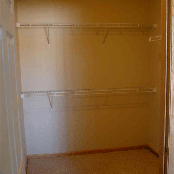 archway apartments spacious walk in closet