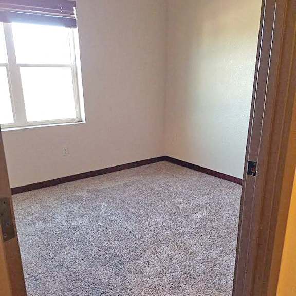 nice size bedroom