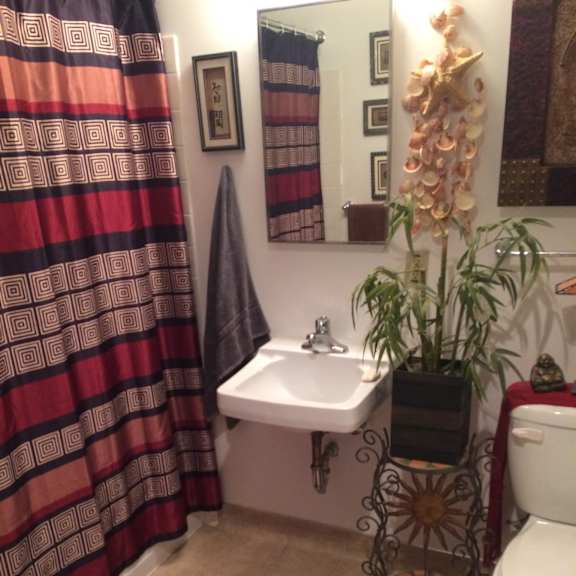 friendship manor apartments bathroom