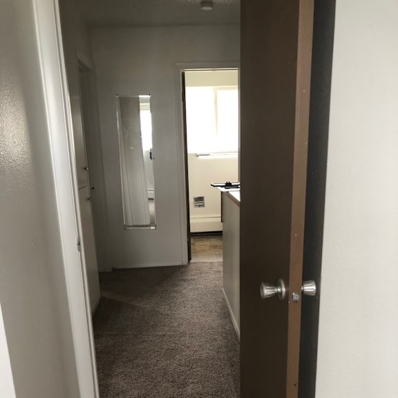 3 bedroom hallway
