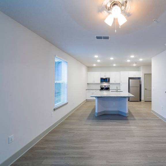 Thumbnail 6 of 8 Chandlierat Ciel Luxury Apartments, Florida, 32246