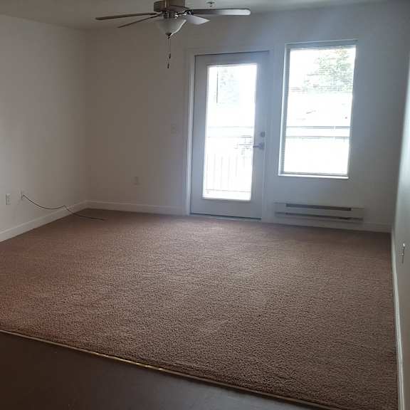 2 bed living room